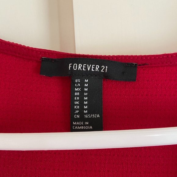 Red skater mini dress - Picture 2 of 4